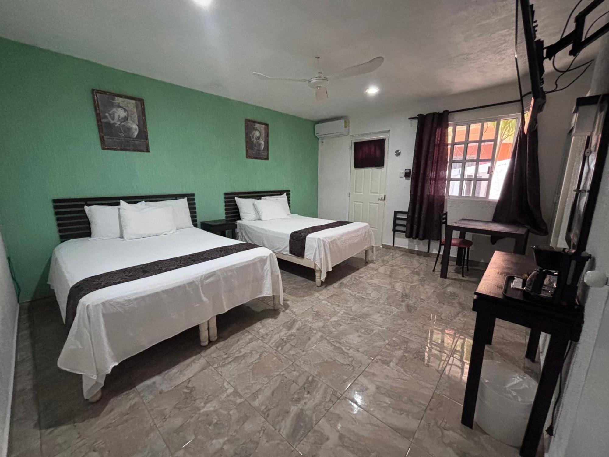 Hotel Posada Mercy Río Lagartos 外观 照片
