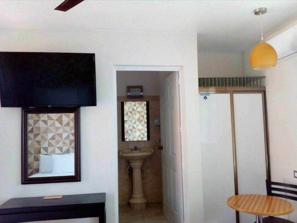 Hotel Posada Mercy Río Lagartos 外观 照片